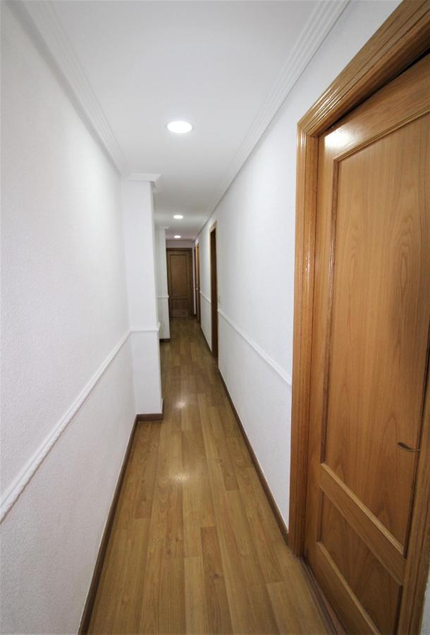 Ali Apartment อาลิกันเต ภายนอก รูปภาพ